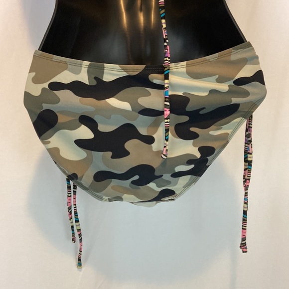 OP Camouflage Swimsuit One Piece Size Small - Picture 6 of 9
